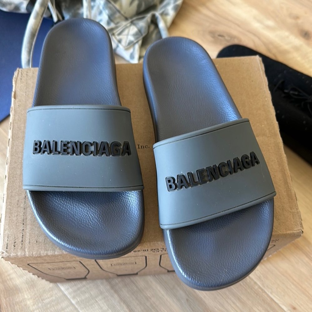 Balenciaga slide logo pool grey size 8